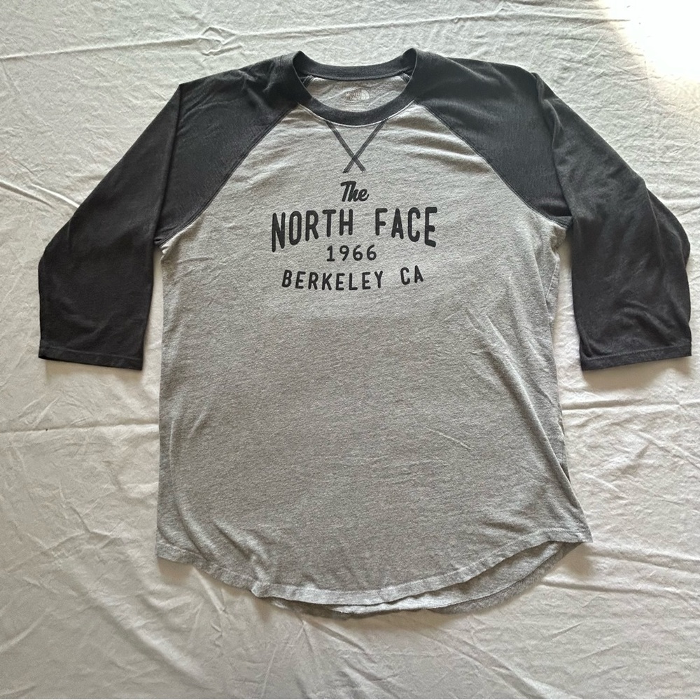 The North Face Men's Two-Tone Long Sleeve Raglan